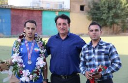 مراسم استقبال از قهرمان هاکی در کرمانشاه برگزار شد