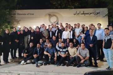 تجلیل از خبرنگاران به سبکی بی سابقه / نماینده ای که سنت شکنی کرد
